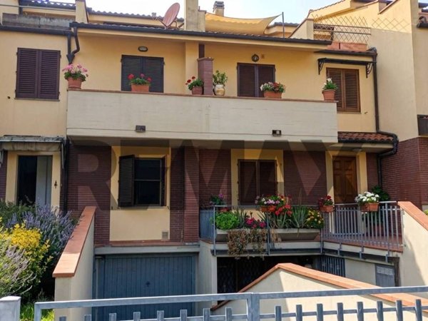 casa indipendente in vendita a Montecatini-Terme in zona Vico
