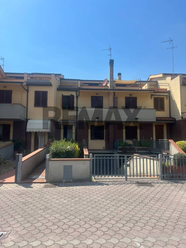 casa indipendente in vendita a Montecatini-Terme in zona Vico
