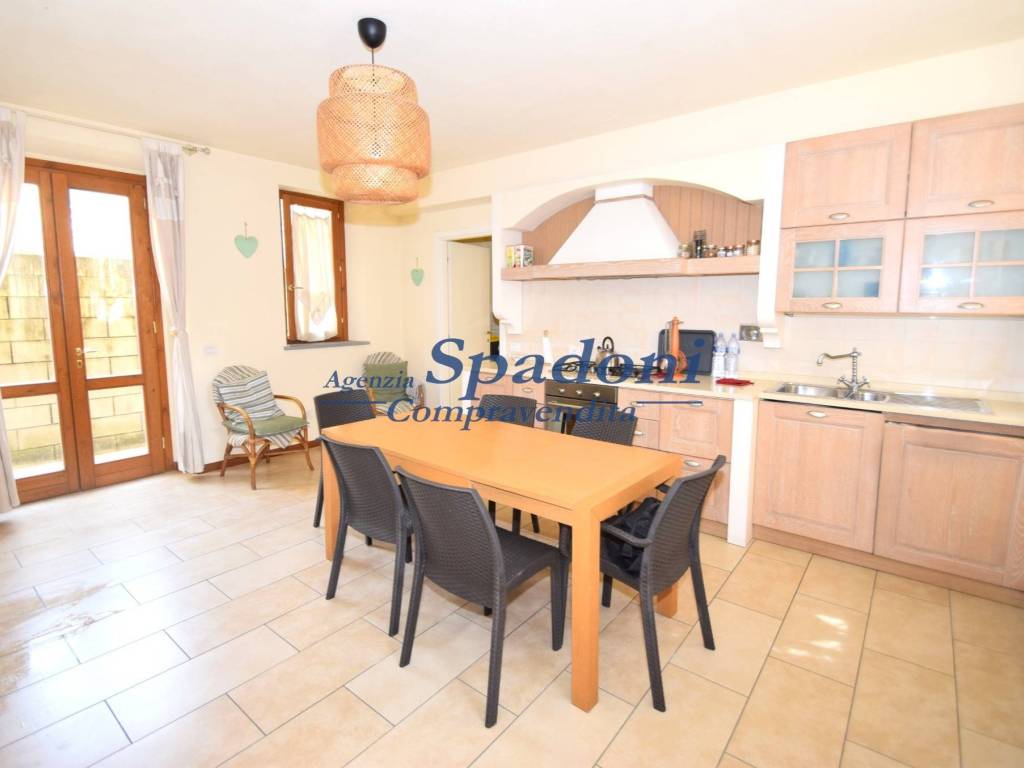 appartamento in vendita a Montecatini-Terme