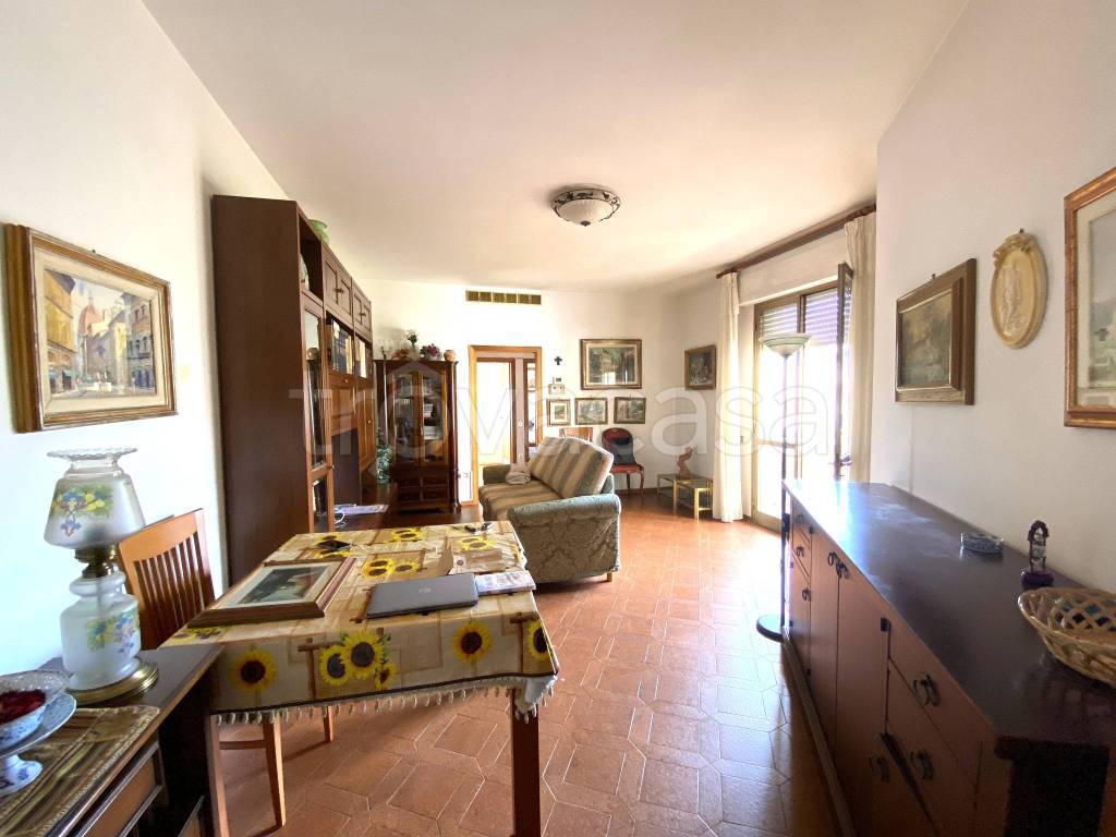 appartamento in vendita a Montecatini-Terme in zona Vico