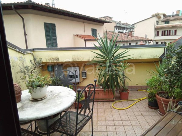 casa indipendente in vendita a Montecatini-Terme