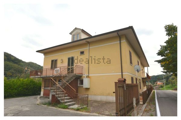 appartamento in vendita a Montecatini-Terme in zona Nievole