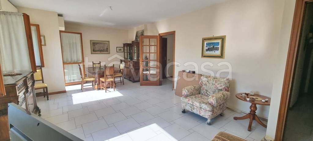 appartamento in vendita a Montecatini-Terme