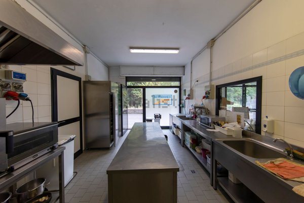 ufficio in vendita a Pescia in zona Pietrabuona
