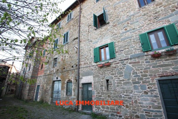 appartamento in vendita a Pescia in zona Vellano