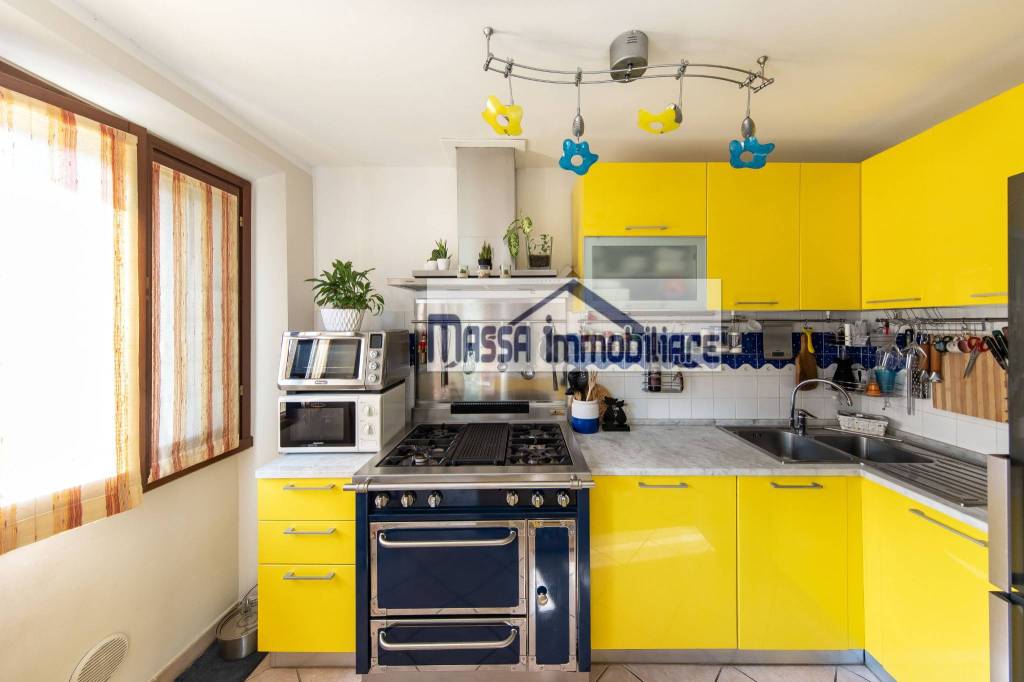 appartamento in vendita a Pescia