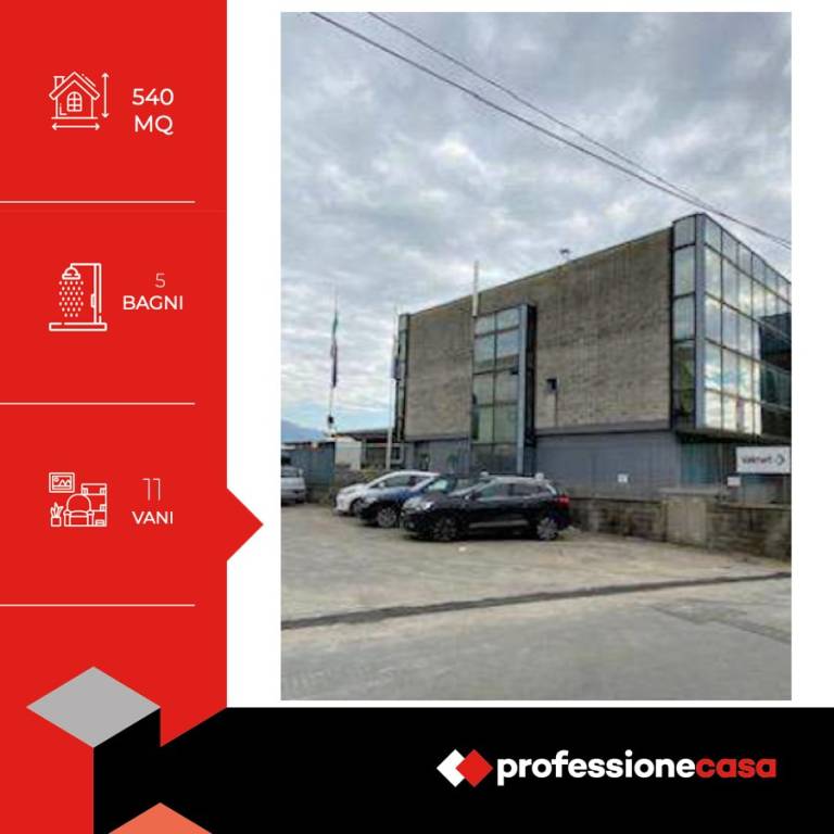 ufficio in vendita a Pescia in zona Veneri