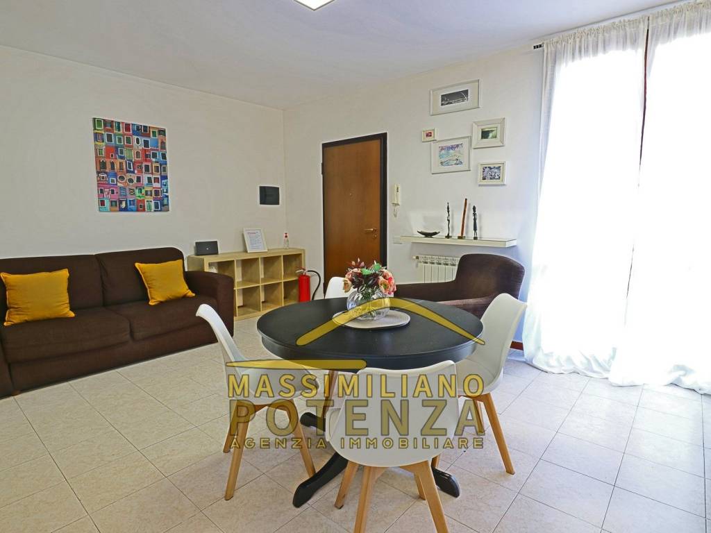 appartamento in vendita a Pescia in zona Veneri