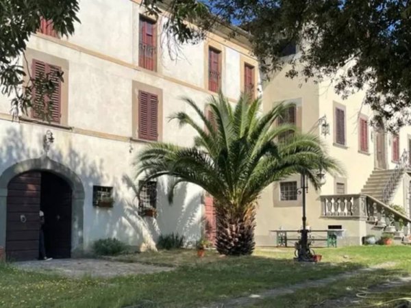 appartamento in vendita a Pescia in zona Collodi