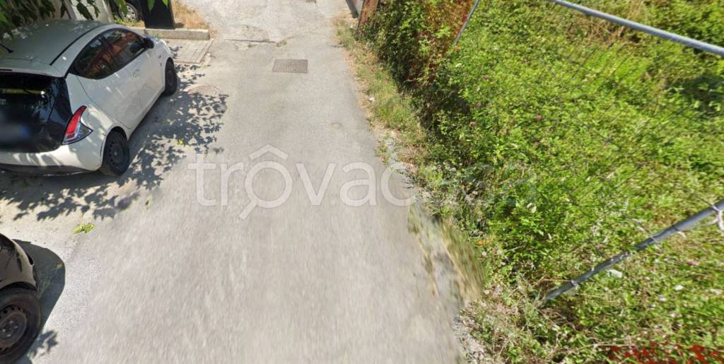 casa indipendente in vendita a Pescia