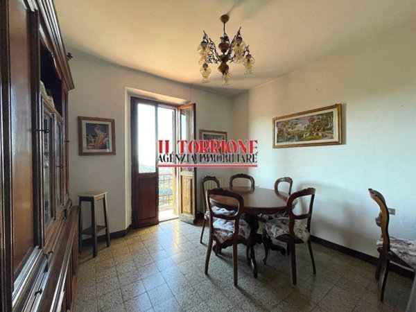 casa indipendente in vendita a Pescia