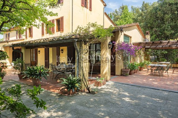 villa in vendita a Pescia