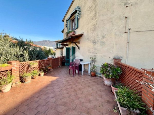 appartamento in vendita a Pescia