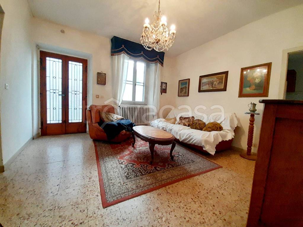 appartamento in vendita a Pescia