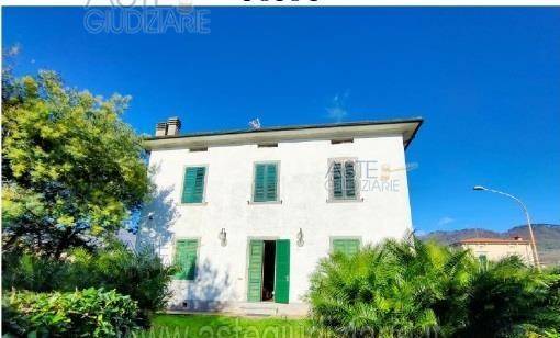 appartamento in vendita a Pescia