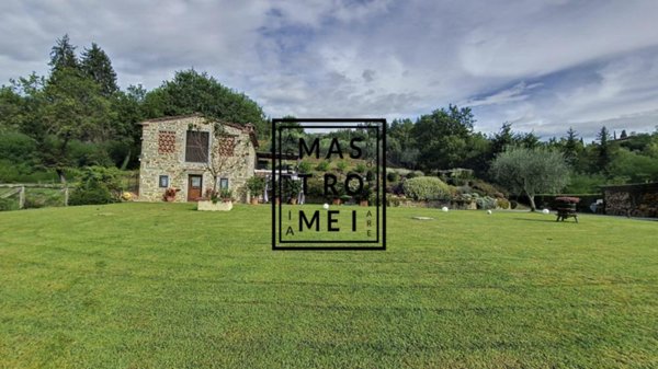 casa indipendente in vendita a Pescia
