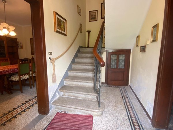 appartamento in vendita a Pescia in zona Veneri