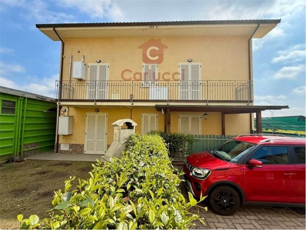 appartamento in vendita a Pescia in zona Pescia Morta