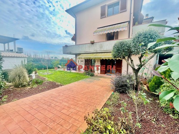 appartamento in vendita a Pescia