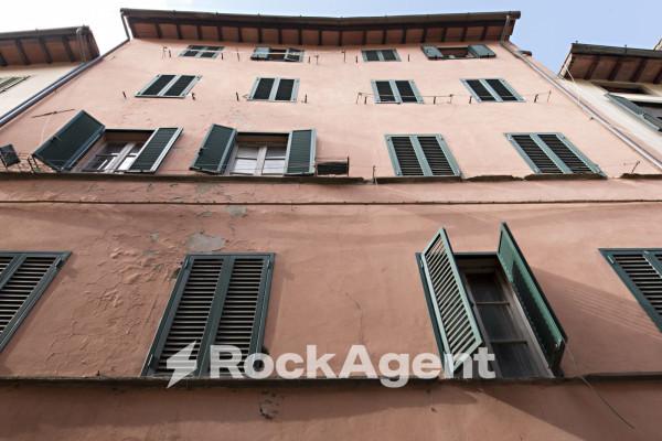 casa indipendente in vendita a Pescia