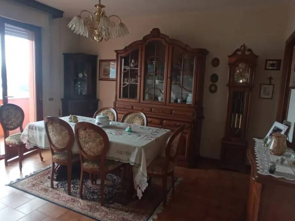 appartamento in vendita a Pescia in zona Pescia Morta