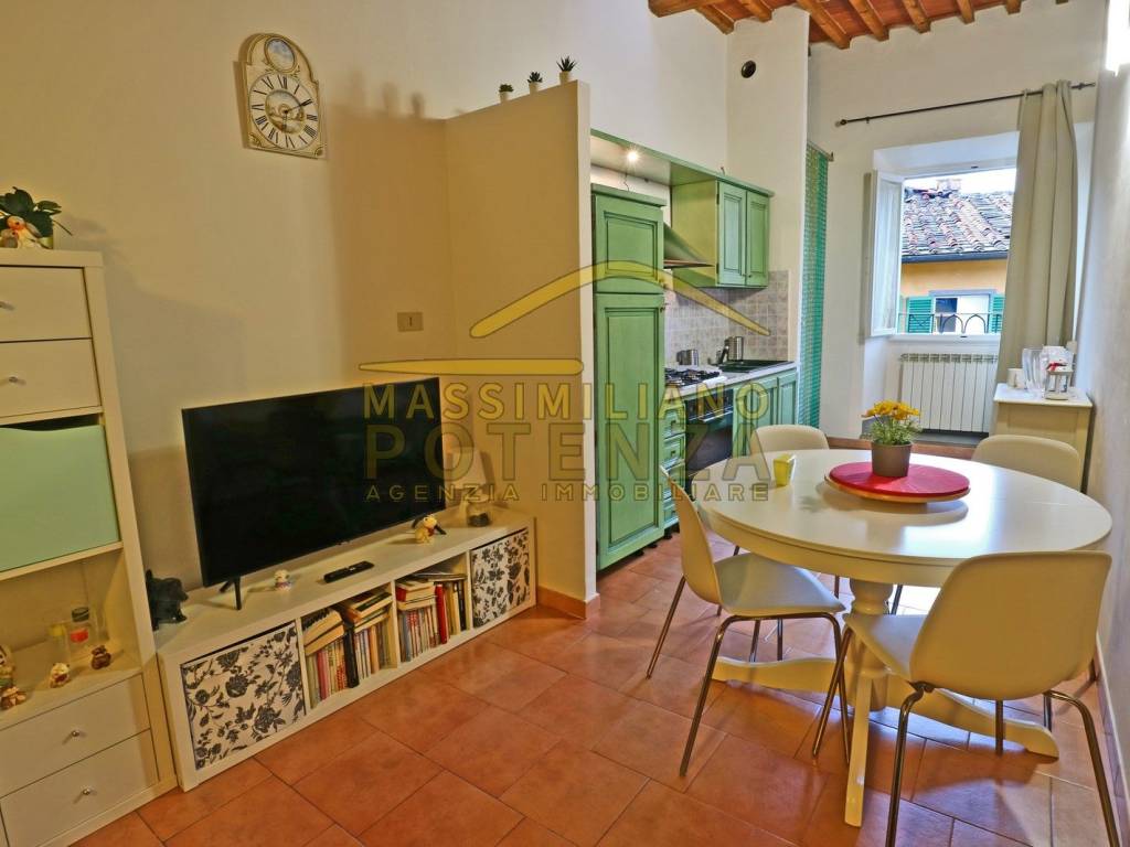 appartamento in vendita a Pescia