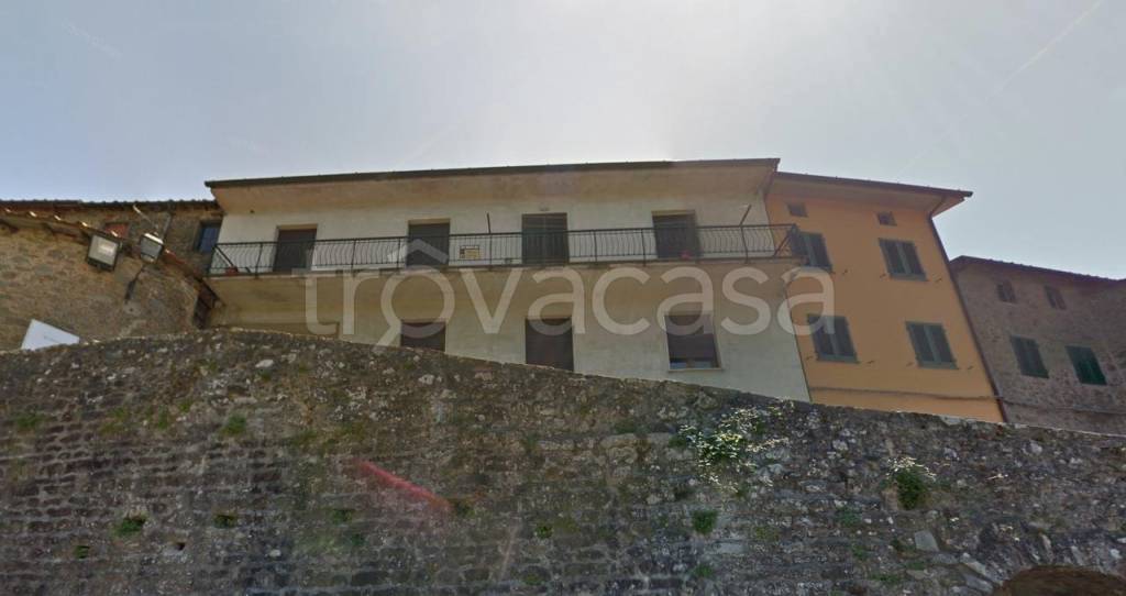 appartamento in vendita a Pescia in zona Medicina