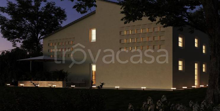 casa indipendente in vendita a Pescia