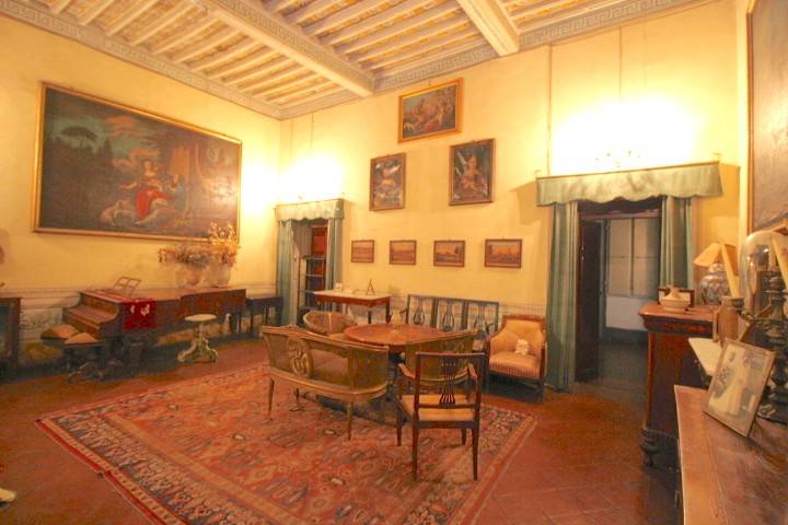 villa in vendita a Pescia