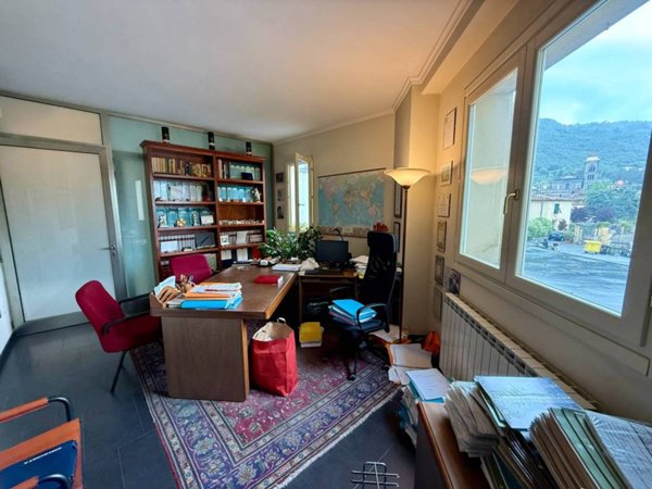 ufficio in vendita a Pescia