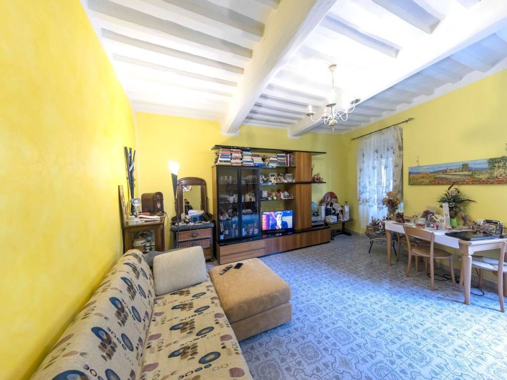 appartamento in vendita a Pescia