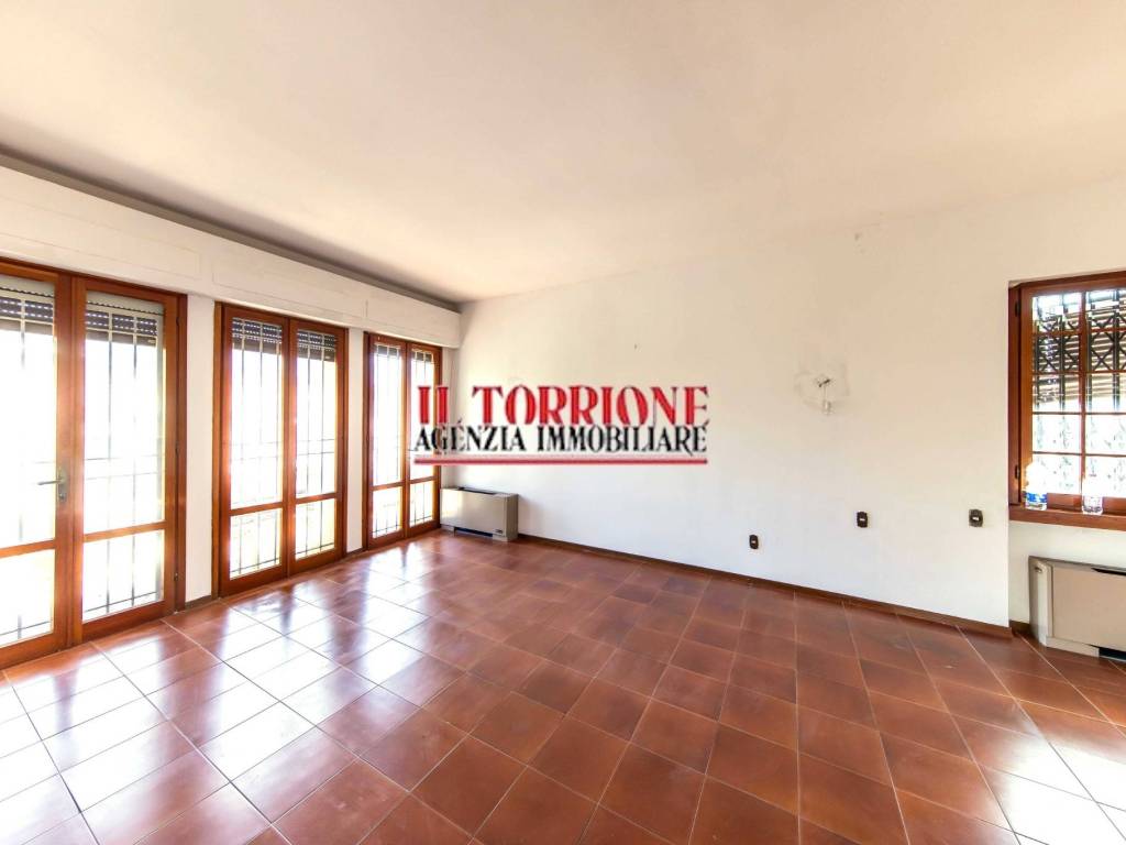 casa indipendente in vendita a Pescia
