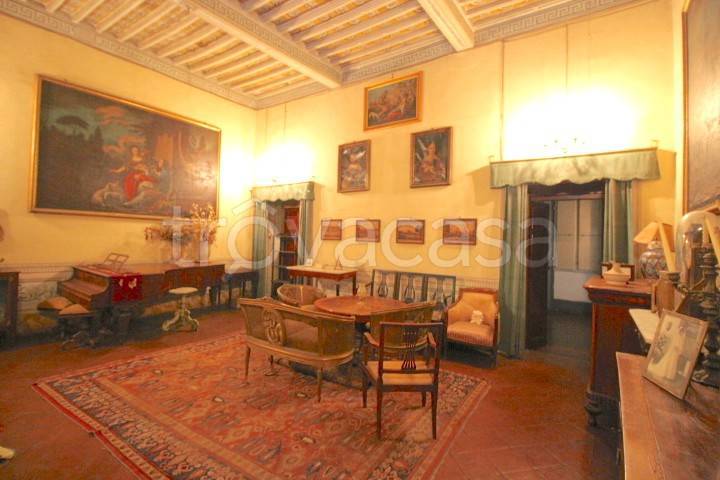 villa in vendita a Pescia