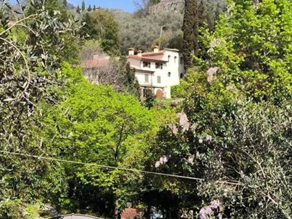 villa in vendita a Pescia