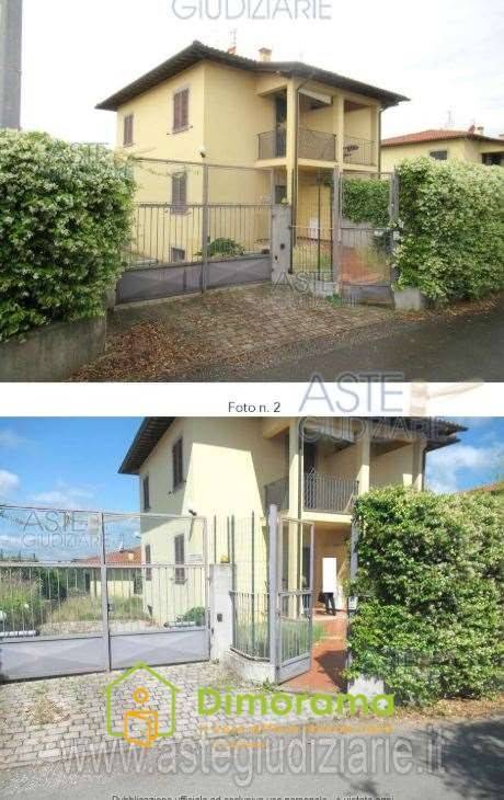 casa indipendente in vendita a Pescia in zona Veneri