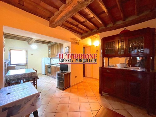appartamento in vendita a Pescia in zona San Quirico