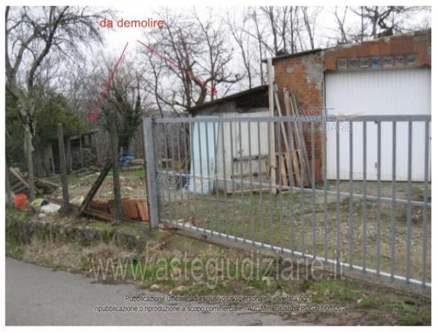 terreno edificabile in vendita a Pescia in zona Medicina