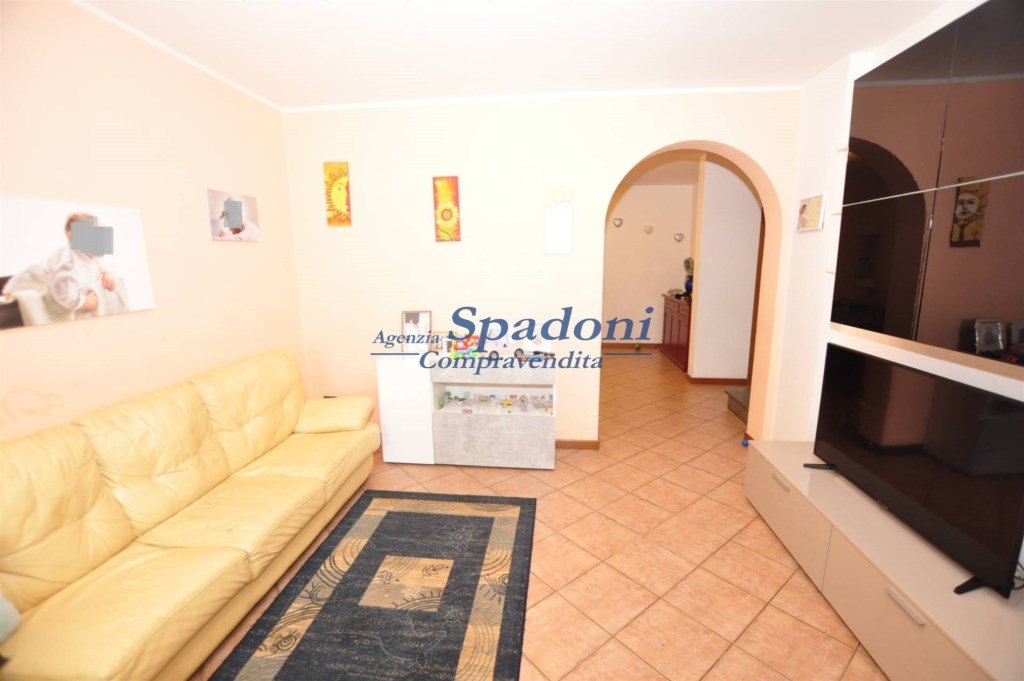 casa indipendente in vendita a Pescia