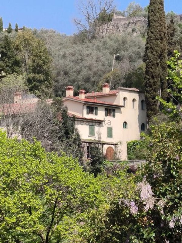villa in vendita a Pescia