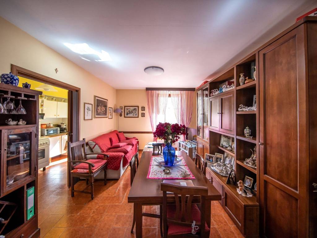 appartamento in vendita a Pescia