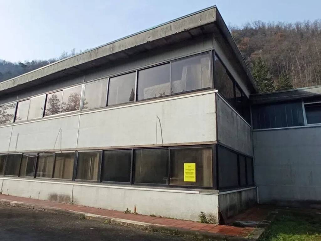 ufficio in vendita a Pescia