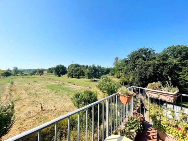 casa indipendente in vendita a Pescia in zona Collodi