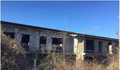 appartamento in vendita a Pescia in zona Veneri