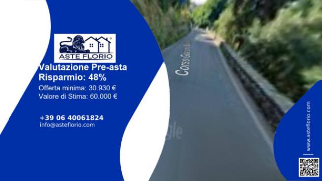 locale di sgombero in vendita a Pescia in zona Vellano