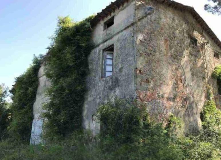 casa indipendente in vendita a Pescia in zona Veneri