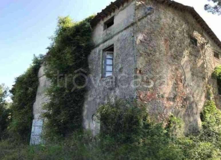 appartamento in vendita a Pescia in zona Veneri
