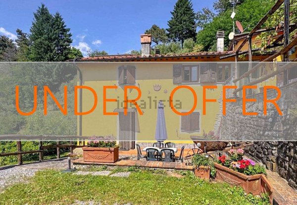 casale in vendita a Pescia