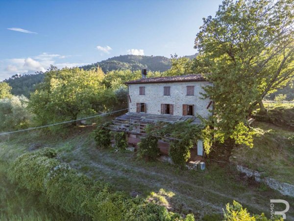 casale in vendita a Pescia
