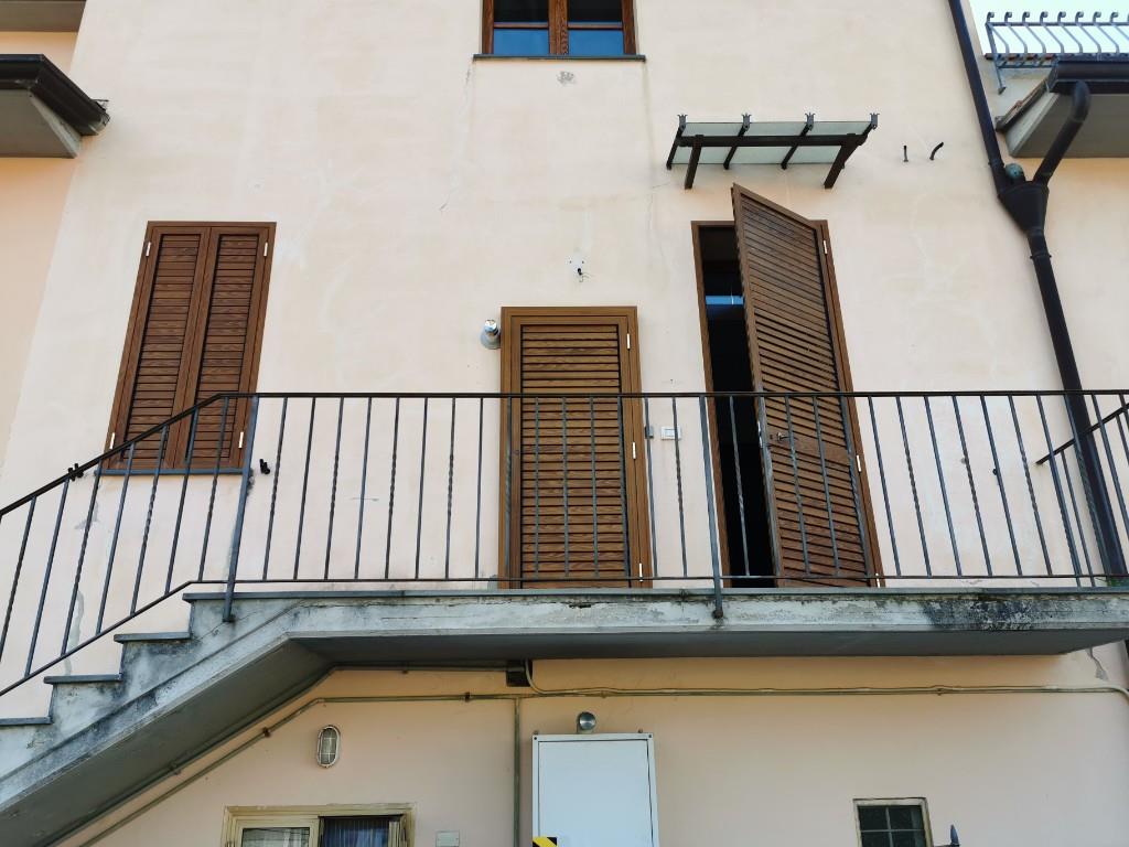 appartamento in vendita a Pescia in zona Pescia Morta