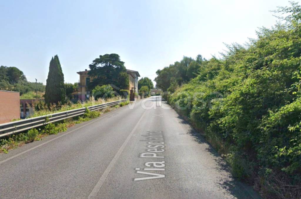 casa indipendente in vendita a Pescia in zona Veneri